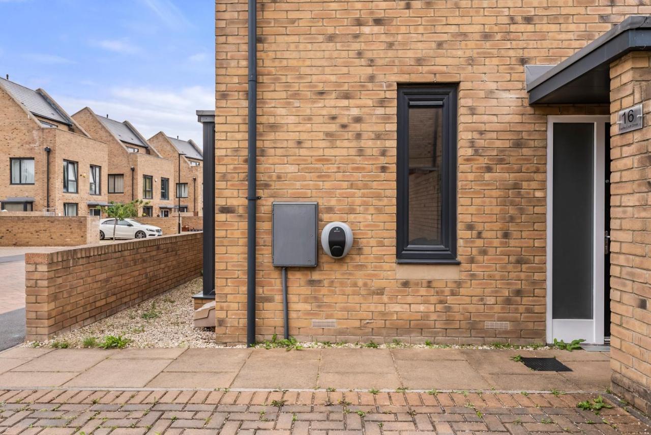Sleek And Stylish 2 Bed With Garden And Parking Apartment Sheffield Exterior photo